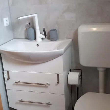 Vikendica Stricek