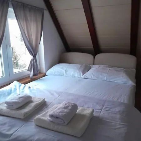 Vikendica Stricek Nyaraló *