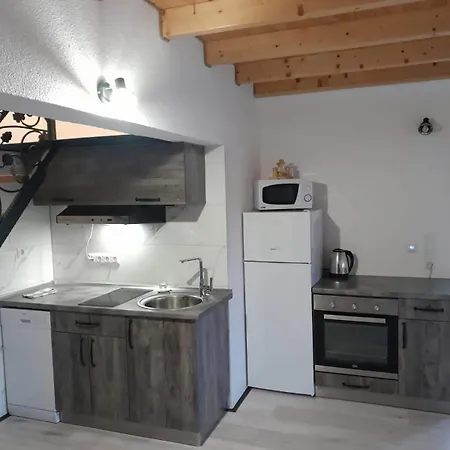 Vikendica Stricek * Kupres (Canton 10)